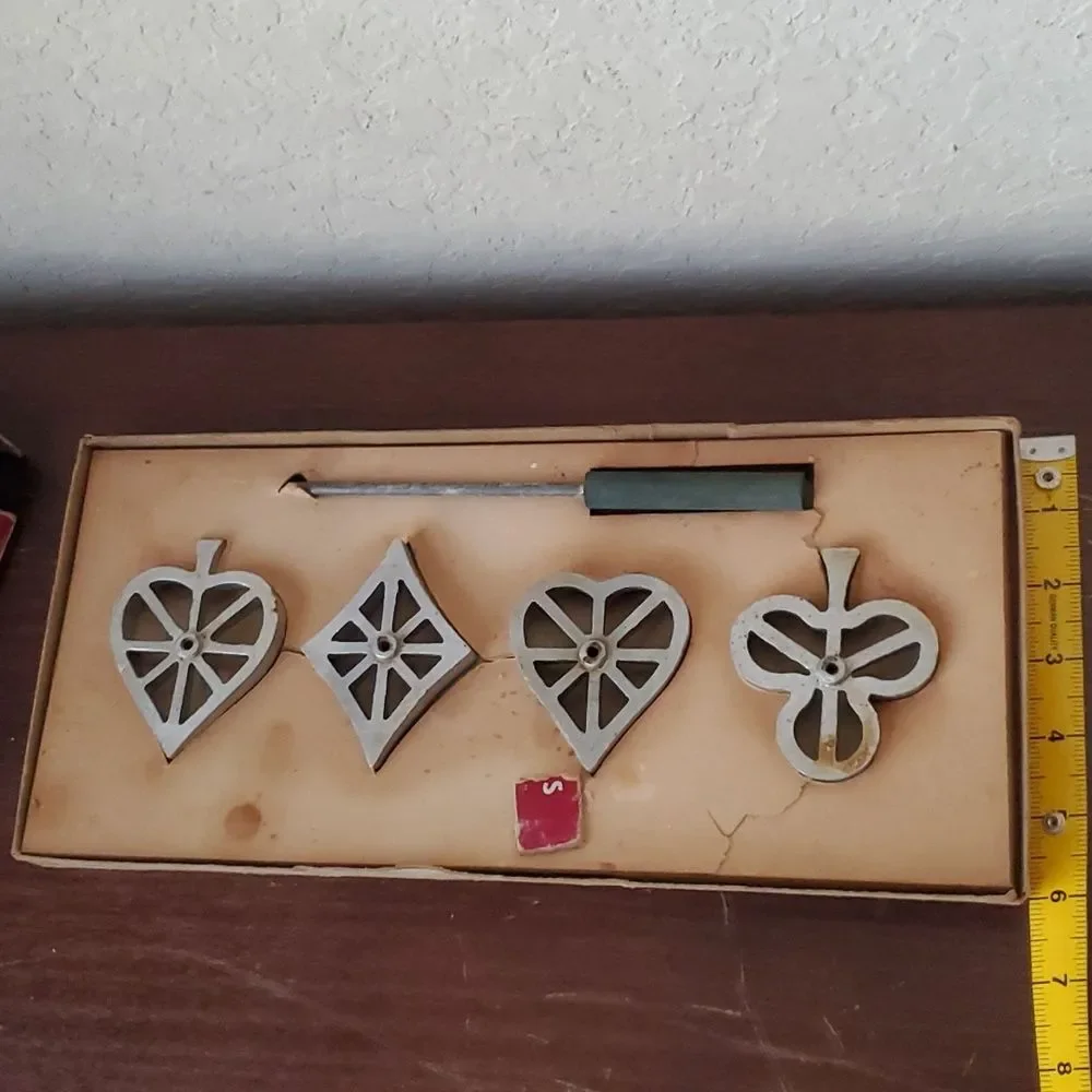 Vintage Handi Hostess Kit Bridge Set Molds Bonley Industries Rosette Iron Boxed
